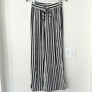 Reformation B&W Vertical Striped Wide Leg Pants S